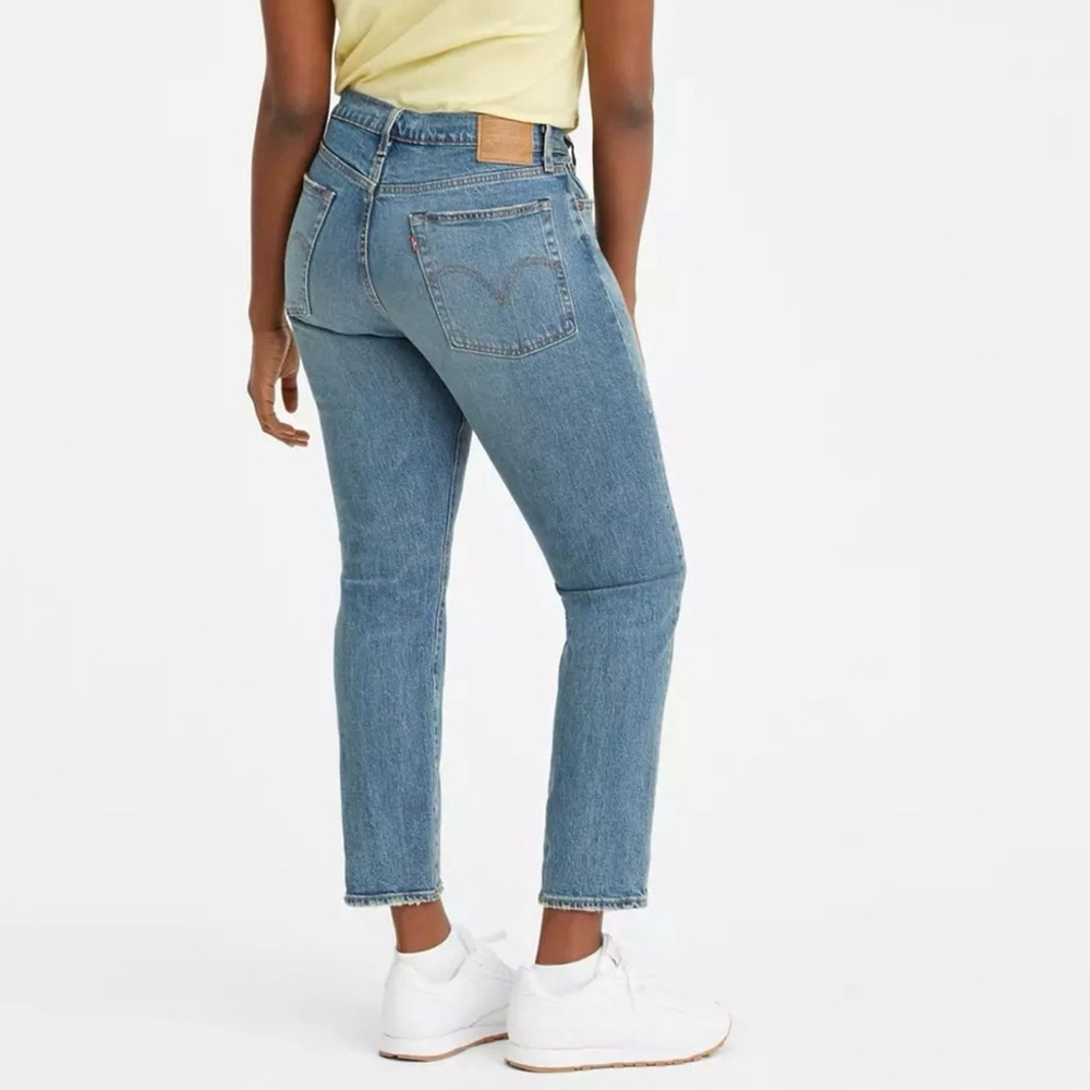 LEVI’S WEDGIE ICON FIT ANKLE JEANS SIZE 25 THESE DREAMS MEDIUM WASH HIGH WAIST